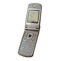 
LG W7020 supports GSM frequency. Official announcement date is  fouth quarter 2002.
LG G7020 - the same, but with GPRS
