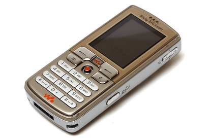 Sony Ericsson W700 - description and parameters