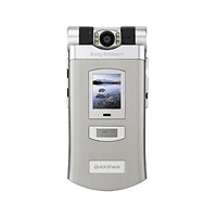 
Sony Ericsson Z800 supports frequency bands GSM and UMTS. Official announcement date is  first quarter 2005. The main screen size is 2.2 inches, 35 x 44 mm  with 176 x 220 pixels  resolutio