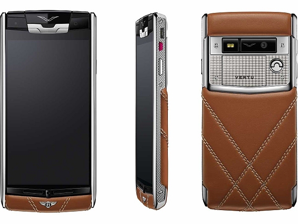 Vertu Signature Touch - description and parameters